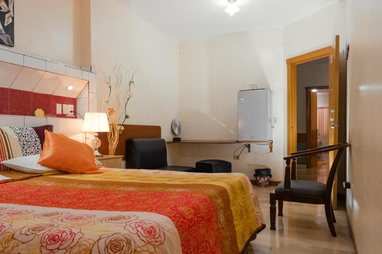 Hotel Livingston Inn Guayaquil Bagian luar foto