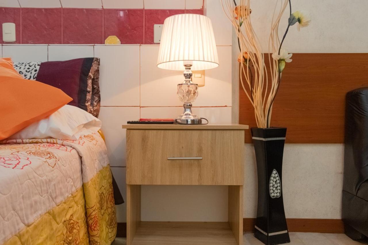 Hotel Livingston Inn Guayaquil Bagian luar foto